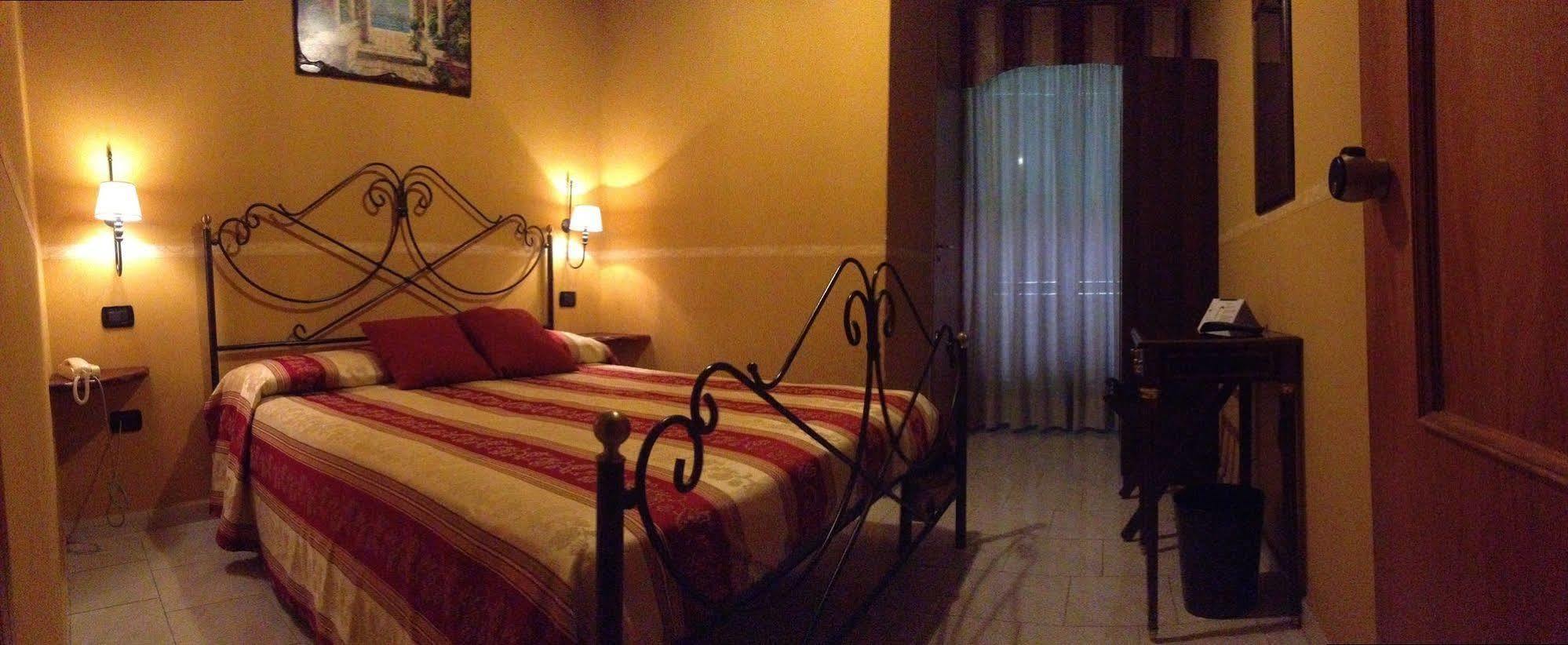 Hotel Degli Amici Pompei Luaran gambar