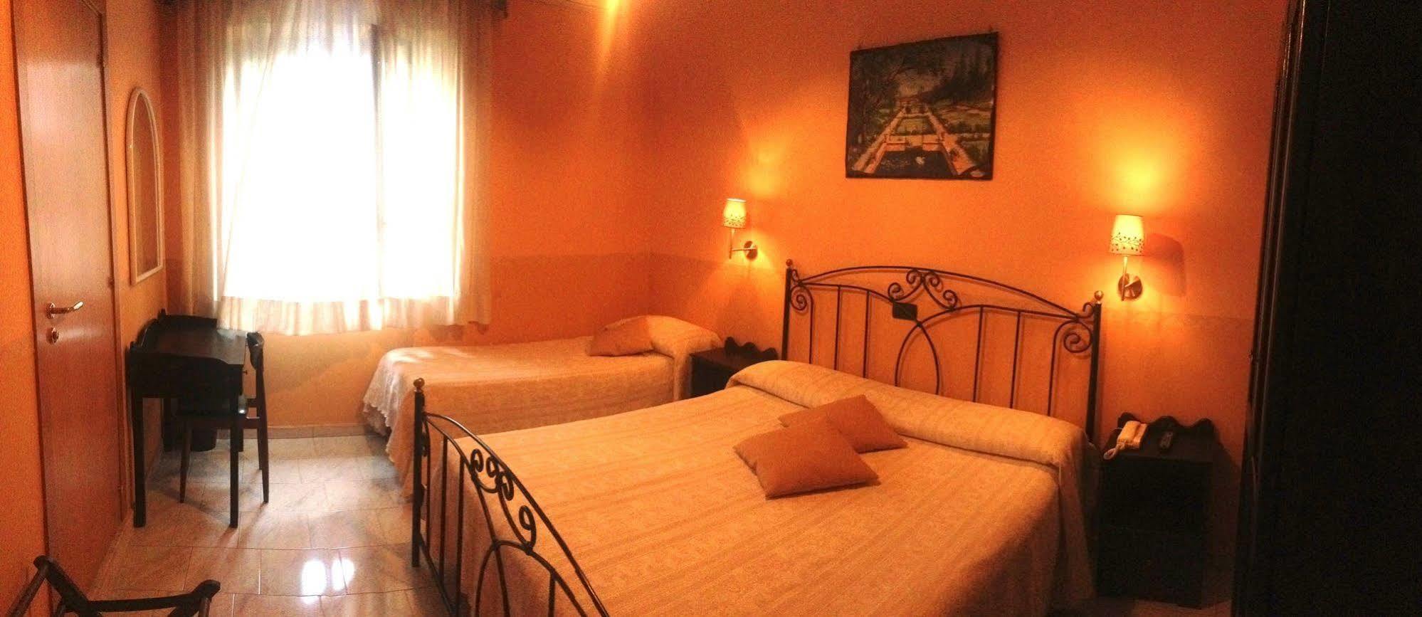 Hotel Degli Amici Pompei Luaran gambar