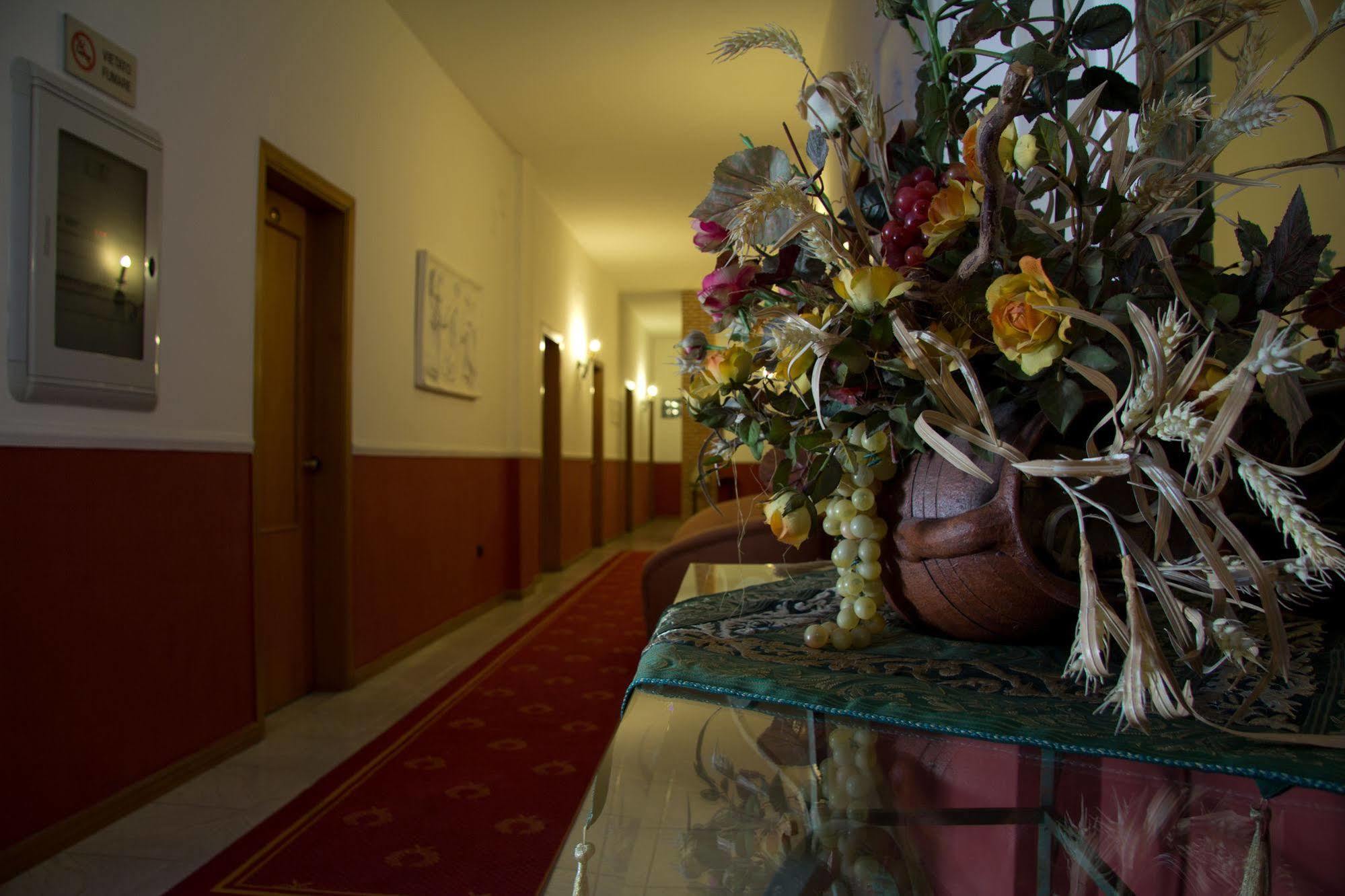 Hotel Degli Amici Pompei Luaran gambar